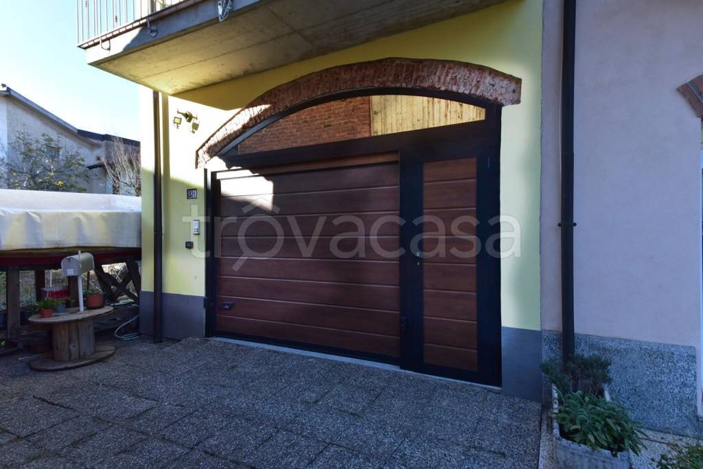 casa indipendente in vendita a Limido Comasco in zona Cascina Restelli