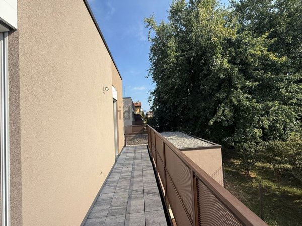 casa indipendente in vendita a Limido Comasco