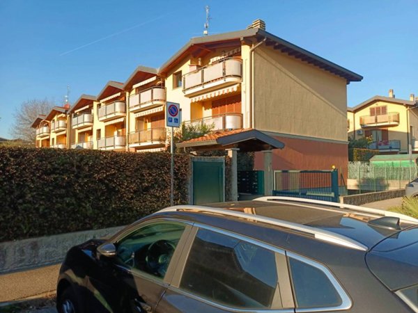 appartamento in vendita a Limido Comasco
