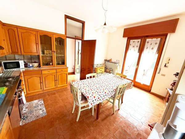 appartamento in vendita a Limido Comasco