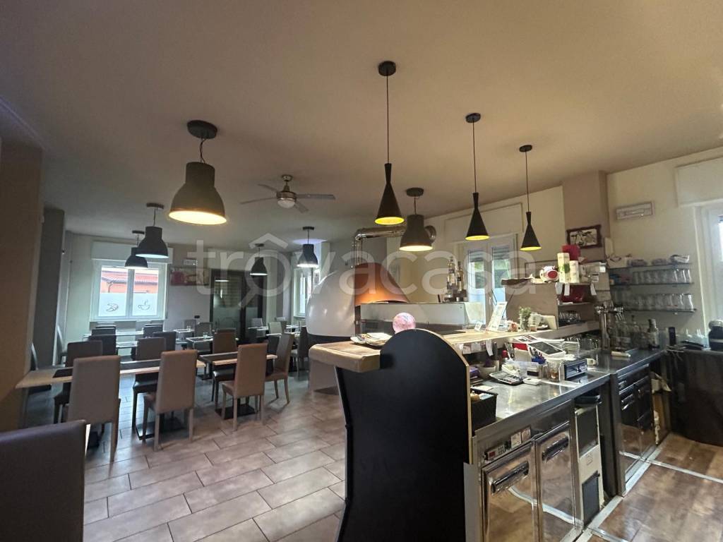 negozio in vendita a Limido Comasco