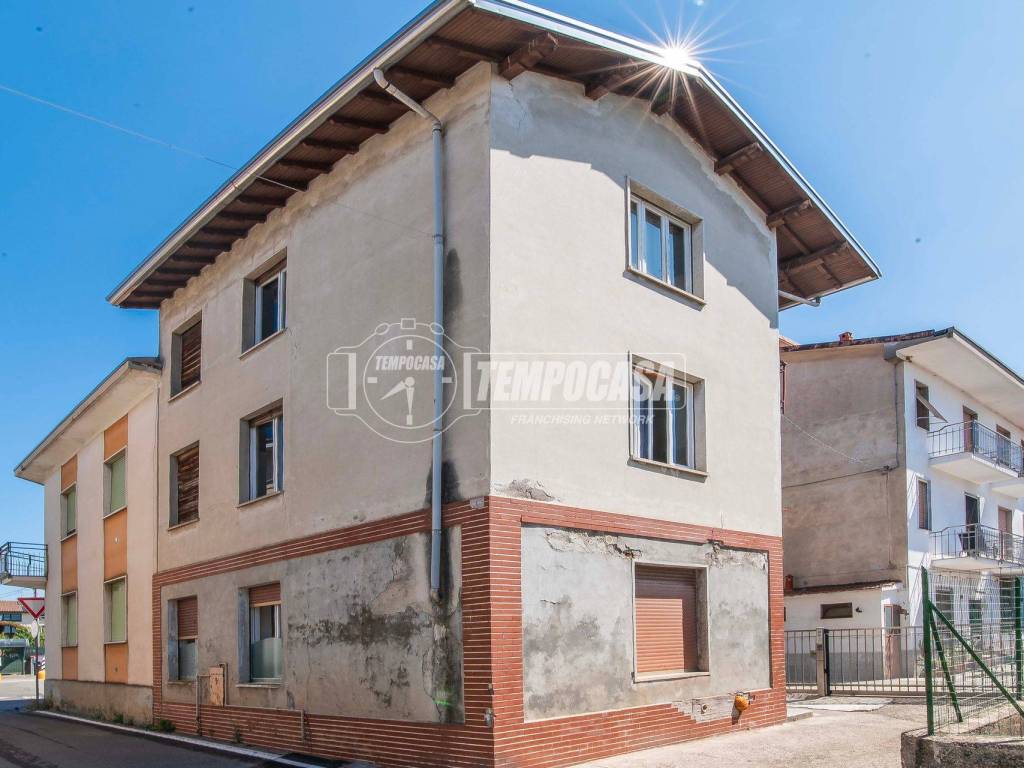 appartamento in vendita a Limido Comasco in zona Cascina Restelli