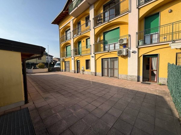 appartamento in vendita a Limido Comasco