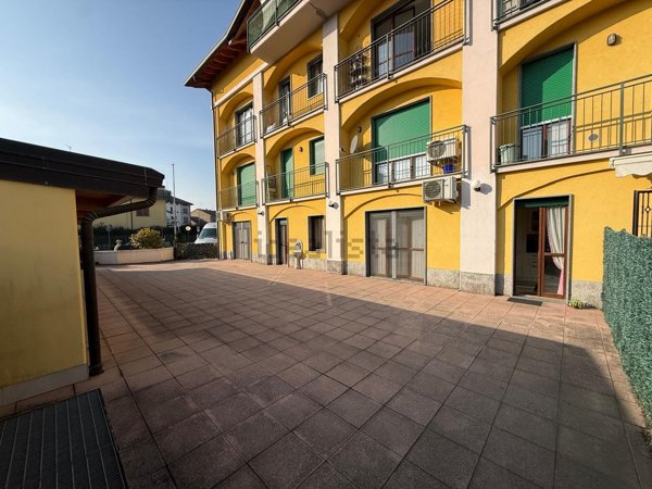 appartamento in vendita a Limido Comasco