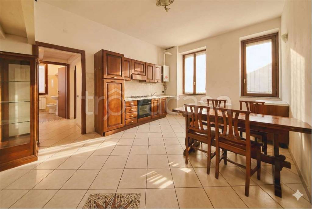 appartamento in vendita a Limido Comasco in zona Cascina Restelli