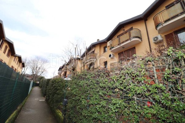 appartamento in vendita a Limido Comasco