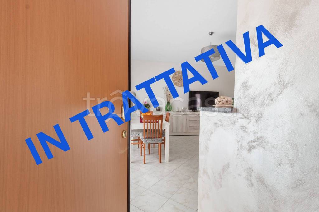 appartamento in vendita a Limido Comasco