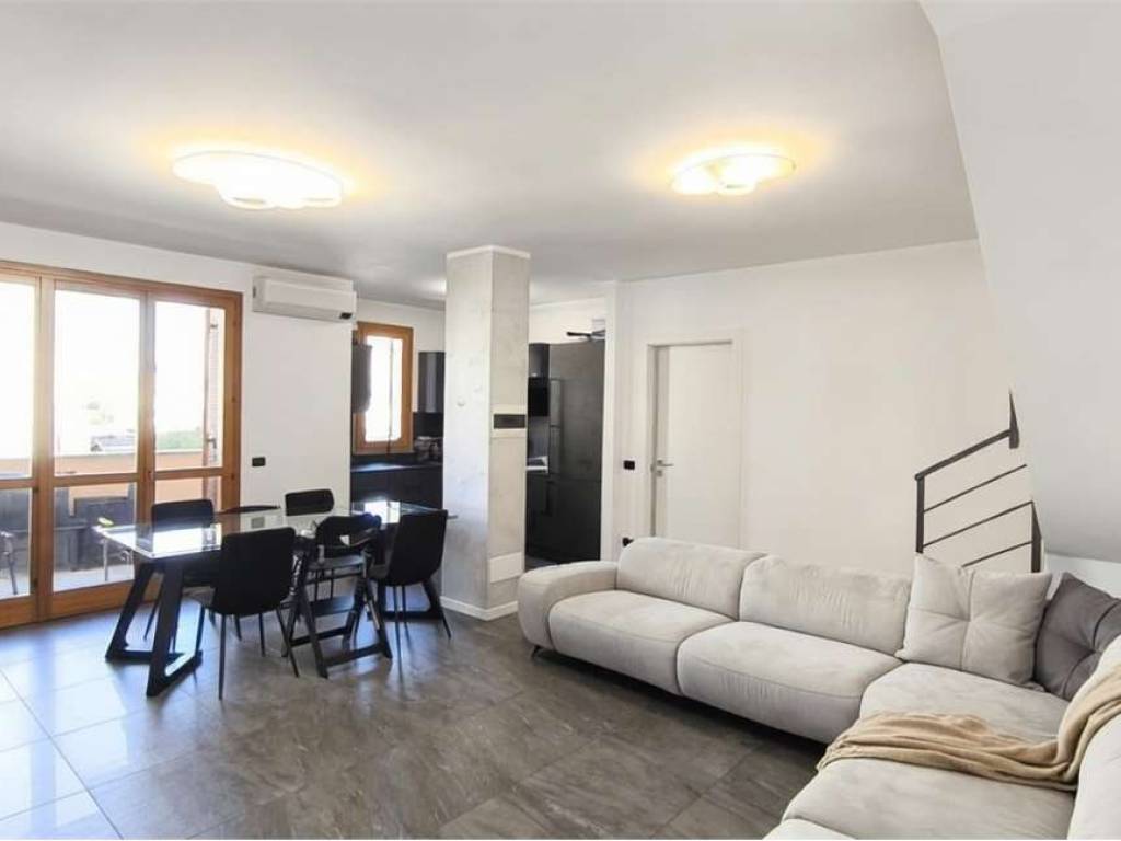 appartamento in vendita a Limido Comasco