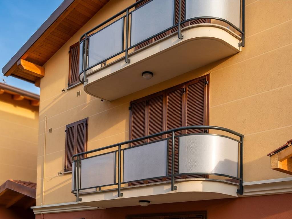 appartamento in vendita a Limido Comasco