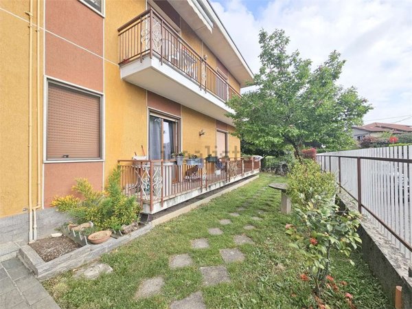 appartamento in vendita a Limido Comasco in zona Cascina Restelli
