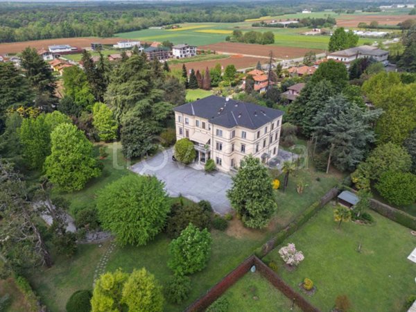 casa indipendente in vendita a Limido Comasco in zona Cascina Restelli
