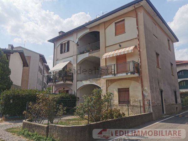 casa indipendente in vendita a Limido Comasco in zona Cascina Restelli