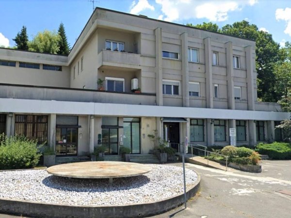 ufficio in vendita a Lipomo