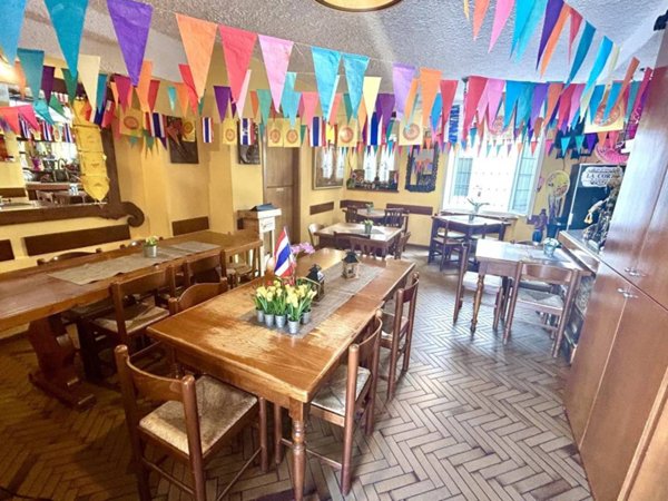 negozio in vendita a Lipomo