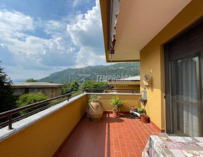 appartamento in vendita a Lipomo