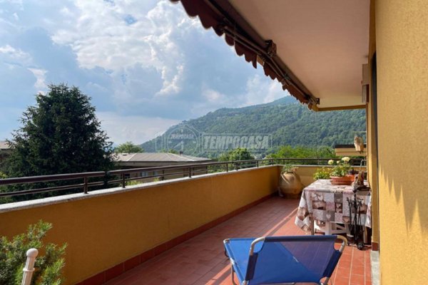 appartamento in vendita a Lipomo