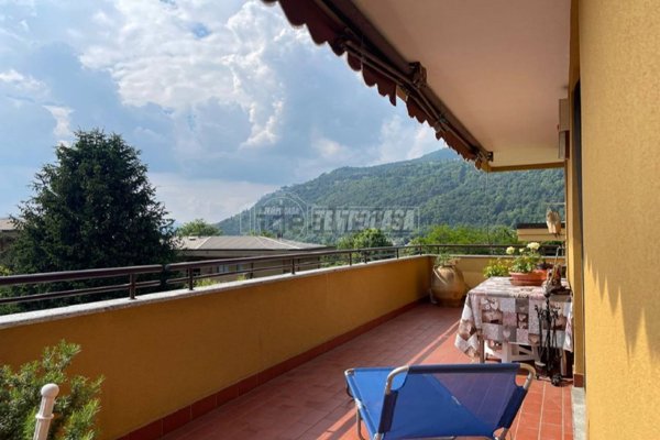 appartamento in vendita a Lipomo