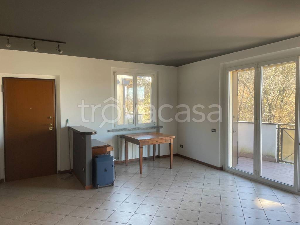 appartamento in vendita a Lipomo