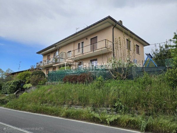 casa indipendente in vendita a Lipomo