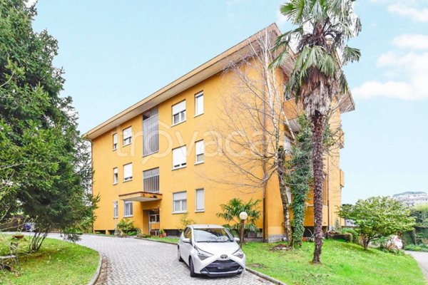 appartamento in vendita a Lipomo