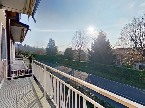 appartamento in vendita a Lipomo