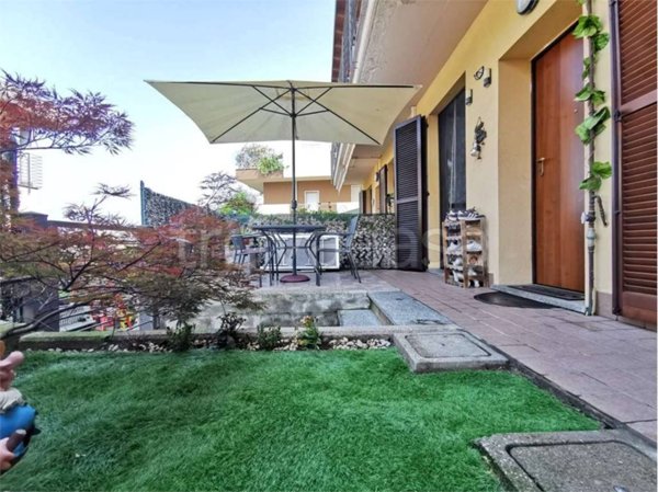 appartamento in vendita a Lipomo