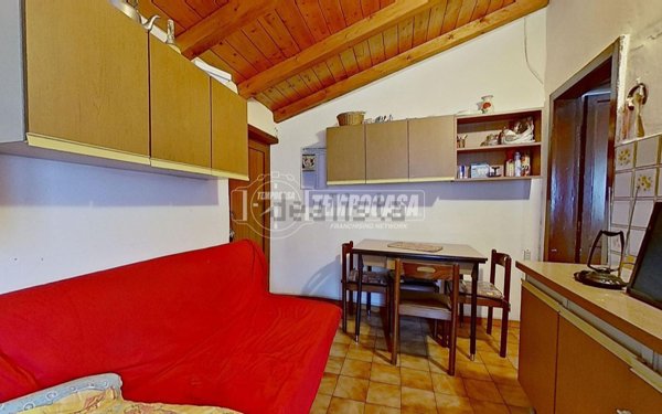 appartamento in vendita a Lipomo