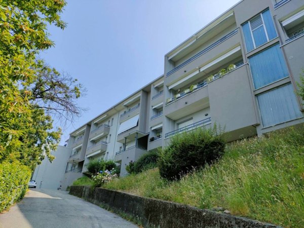 appartamento in vendita a Lipomo