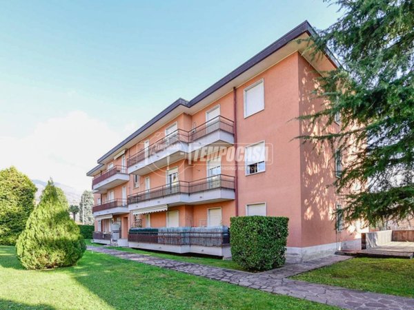 appartamento in vendita a Lipomo