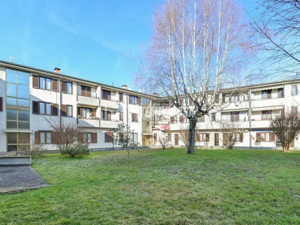 appartamento in vendita a Lipomo