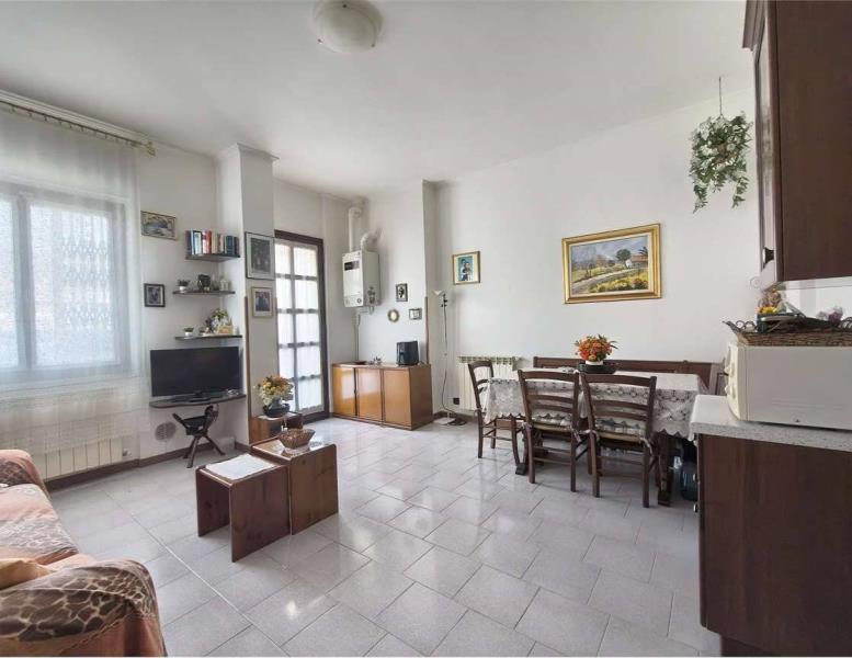 appartamento in vendita a Lipomo