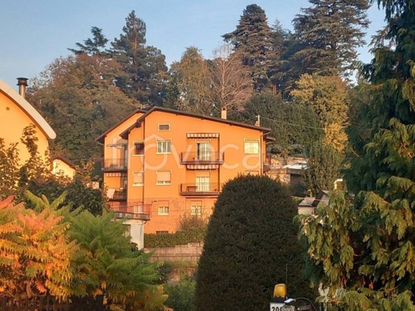 appartamento in vendita a Lipomo