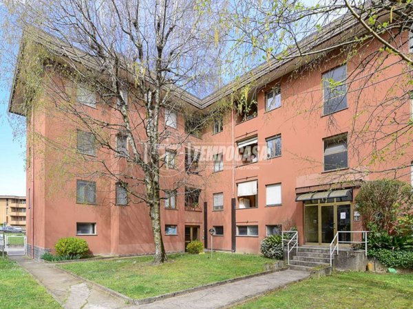 appartamento in vendita a Lipomo