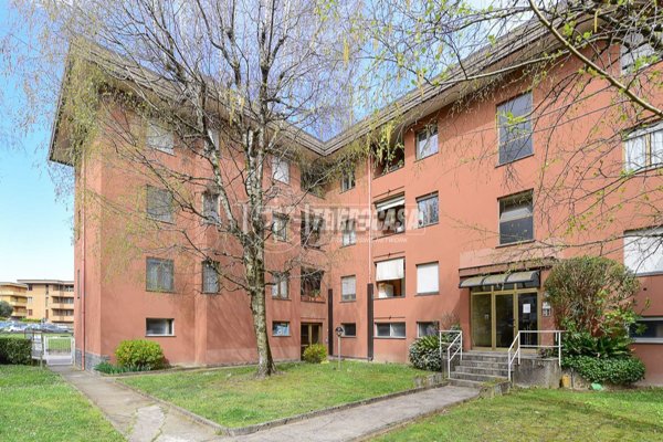 appartamento in vendita a Lipomo
