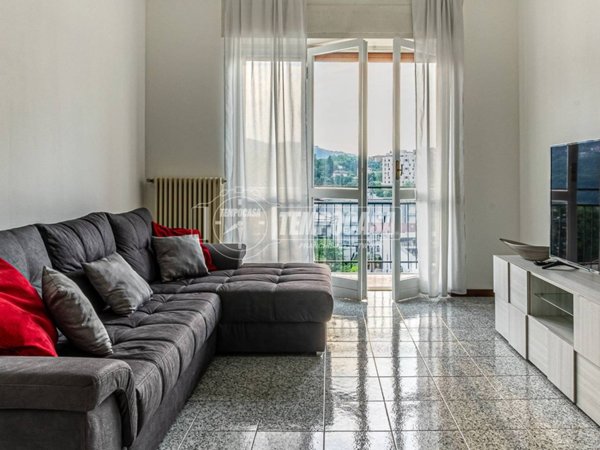 appartamento in vendita a Lipomo