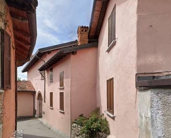 appartamento in vendita a Lipomo