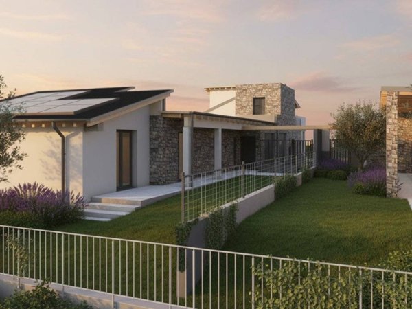 casa indipendente in vendita a Lipomo