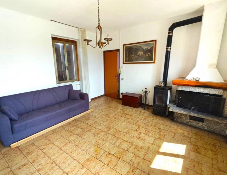 appartamento in vendita a Lipomo