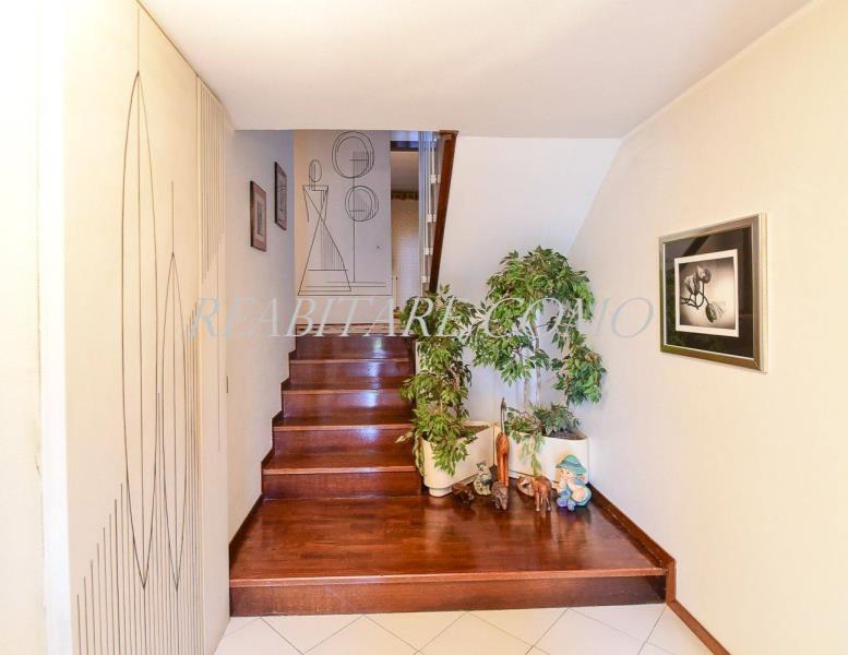 casa indipendente in vendita a Lipomo