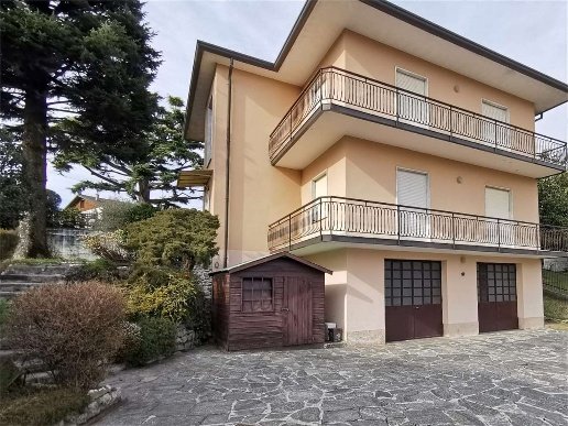 appartamento in vendita a Lipomo