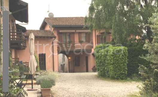 appartamento in vendita a Lipomo