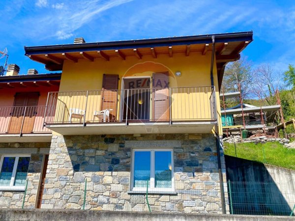 casa indipendente in vendita a Livo(CO)