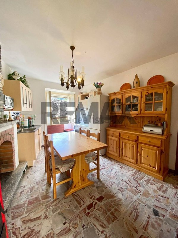 appartamento in vendita a Livo(CO)