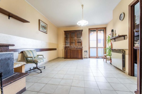 appartamento in vendita a Locate Varesino