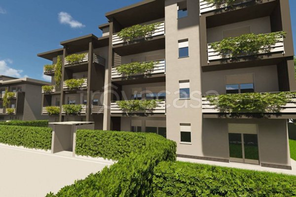 appartamento in vendita a Locate Varesino