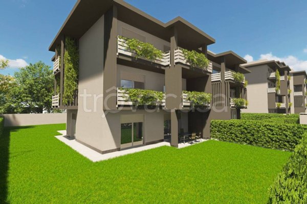appartamento in vendita a Locate Varesino