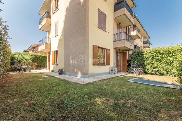 appartamento in vendita a Locate Varesino