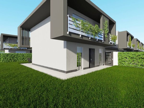 casa indipendente in vendita a Locate Varesino