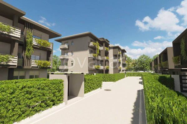 appartamento in vendita a Locate Varesino
