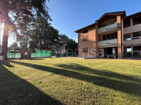 appartamento in vendita a Locate Varesino